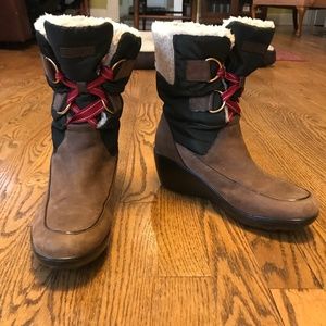 Sperry Weatherproof Leather Fur Lined Wedge Boots